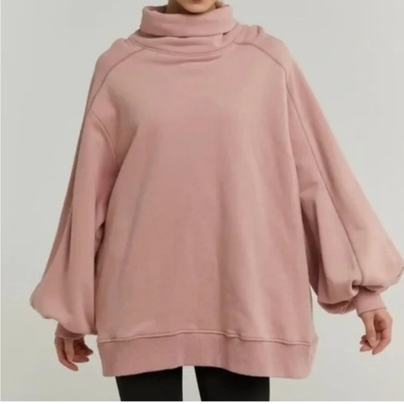 LIT Active Whisper Oversized Turtleneck Sweatshirt - Picture 1 of 8